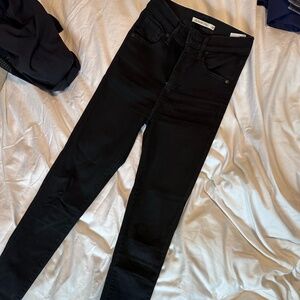 Mile high SUpper Skinny Levi's Jeans